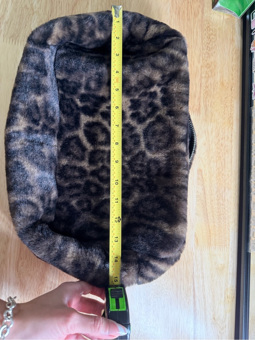 APPARIS Fur Leopard Print pouch - Picture 5 of 6